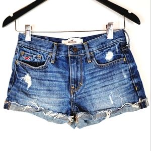 Hollister Size 0 Distressed Cuffed Denim Shorts a1403